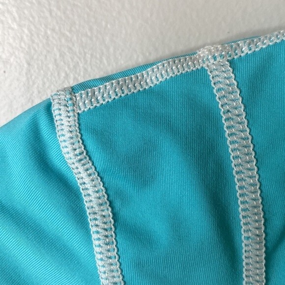 Athleta Summer Shade Rash Guard Top Aqua Blue Short Sleeves Water Sports Beach - Picture 4 of 16